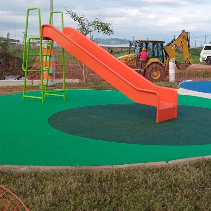 Tobogan Mediano PRO - playplaza.uy