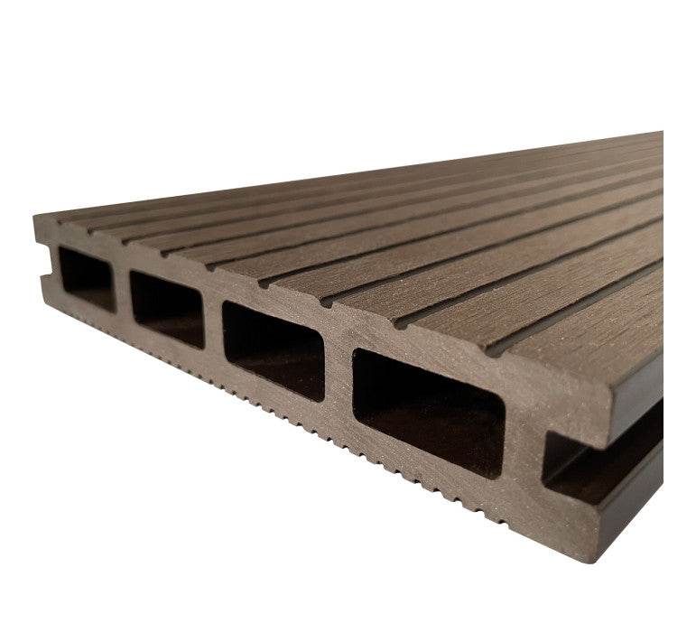 Piso WPC Pro Chocolate - playplaza.uy