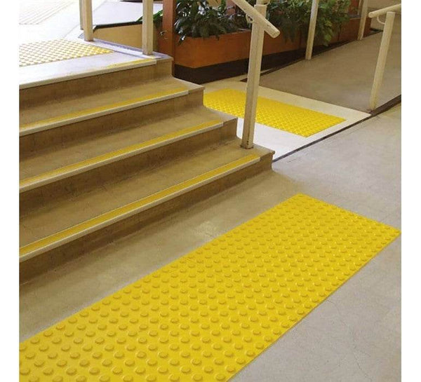 Piso Podotactil 30x30cmx7mm playplaza.uy